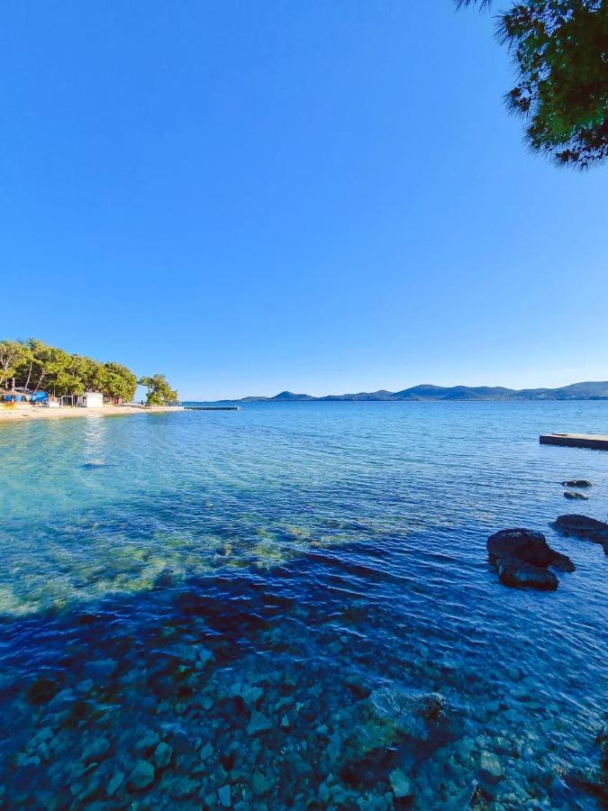 Campsite Sweet - Complet *