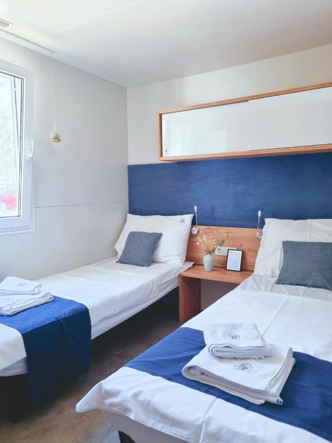 Campsite Sweet - Complet *